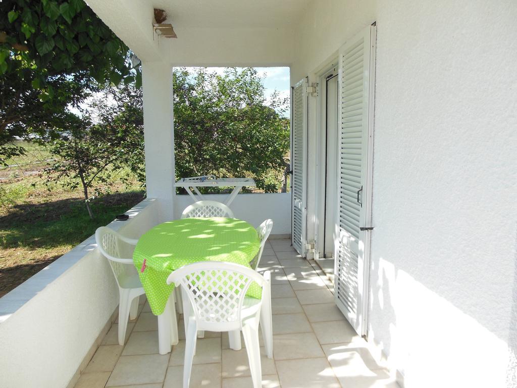 Helonata Apartments Arkoudi Bagian luar foto