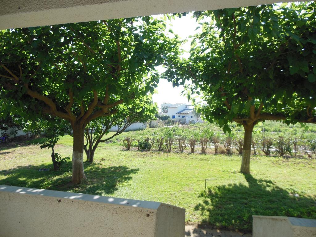 Helonata Apartments Arkoudi Bagian luar foto