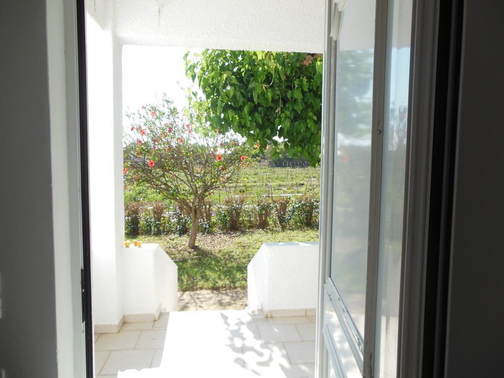 Helonata Apartments Arkoudi Bagian luar foto